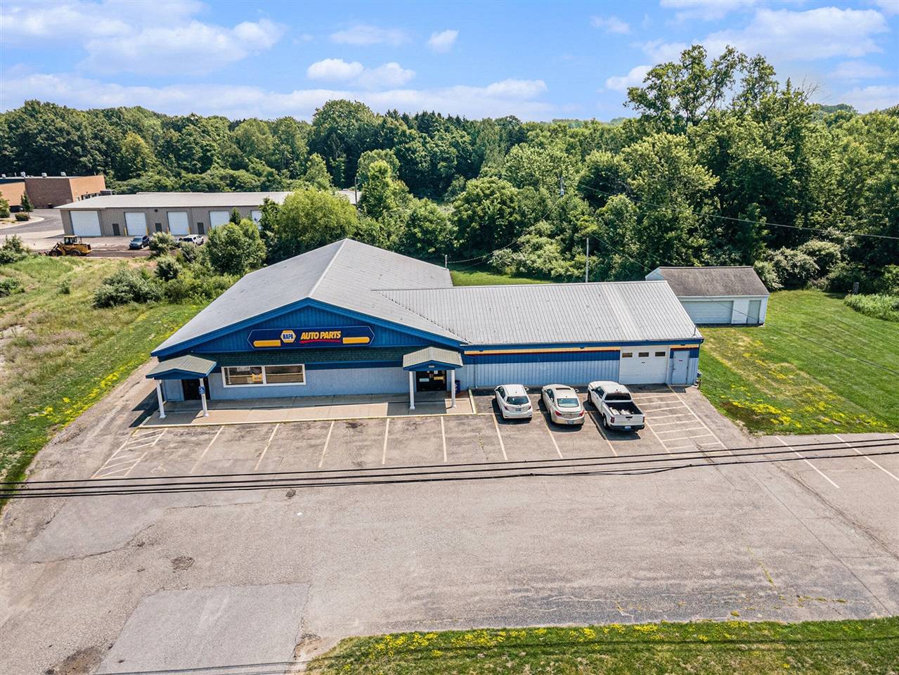 8859 m-140, South Haven, MI 49090
