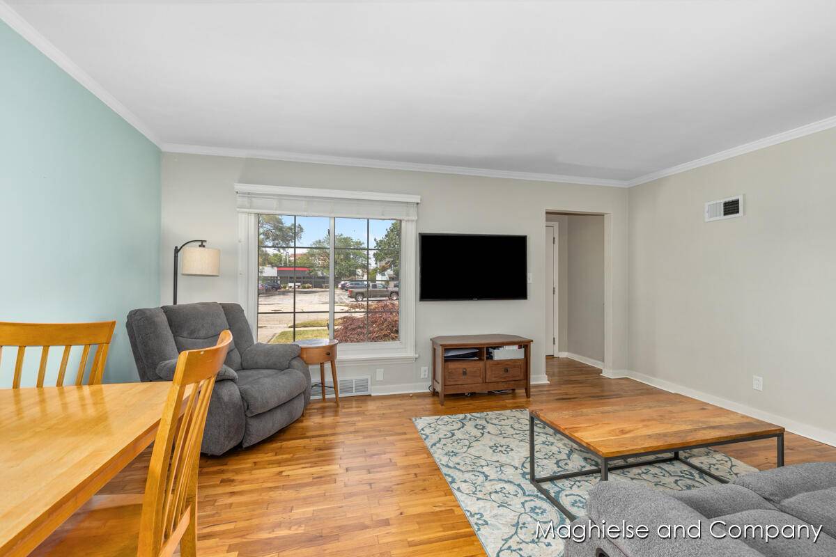 Holland, MI 49423,140 W 28th Street