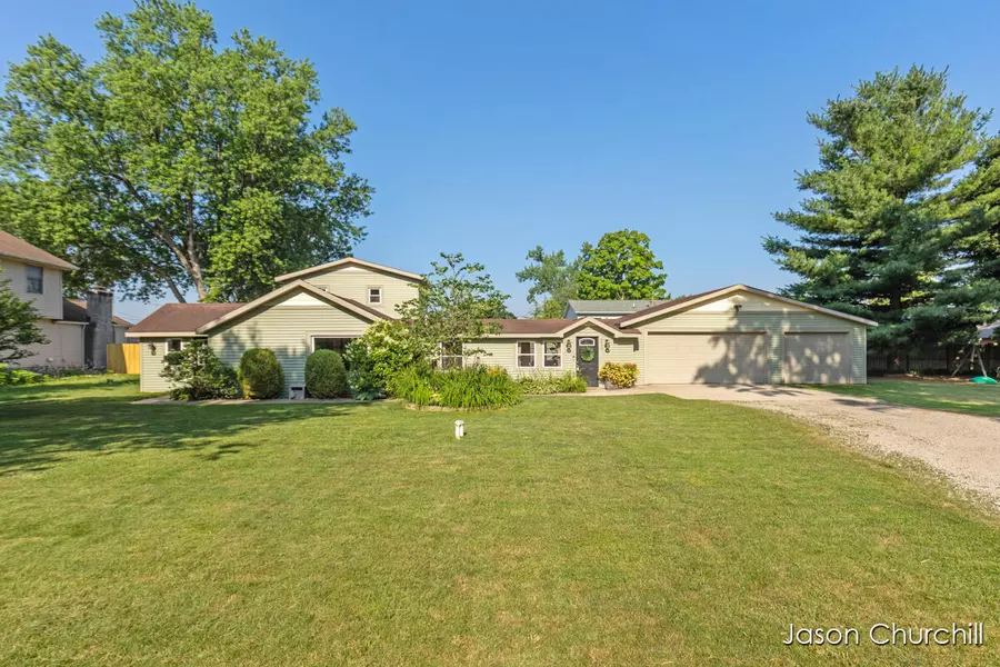 6835 McCords Avenue, Alto, MI 49302