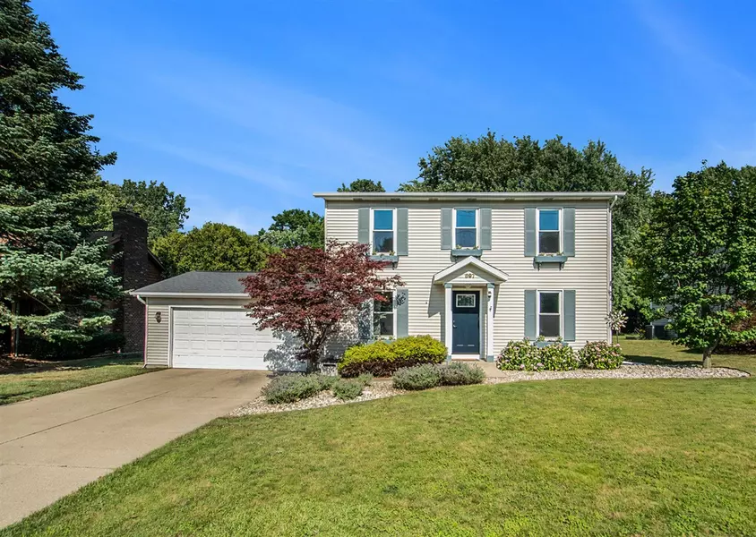 897 Ottawa Avenue, Holland, MI 49423-4619