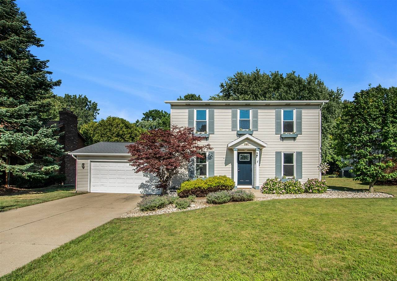 897 Ottawa Avenue, Holland, MI 49423-4619