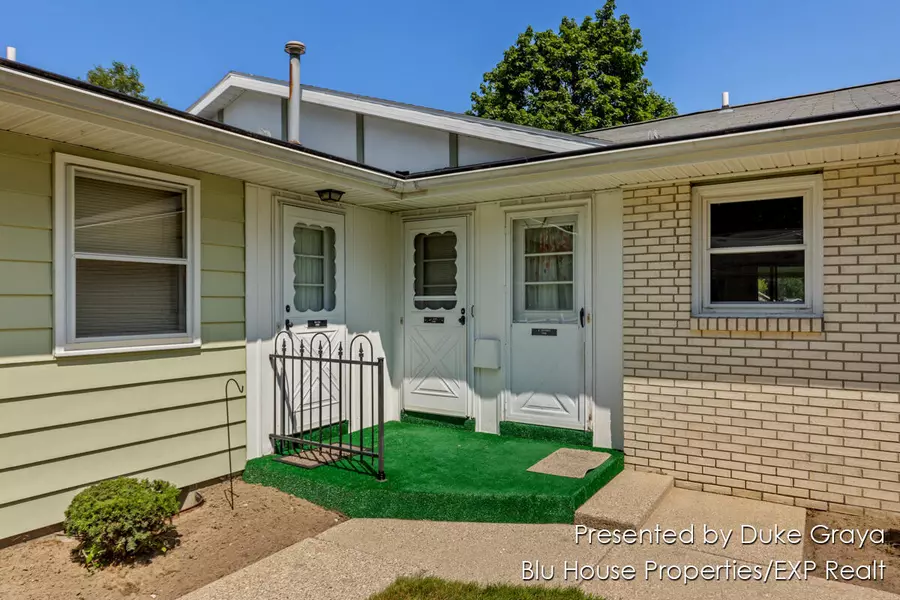 5166 Southglow Court, Grand Rapids, MI 49508-4716