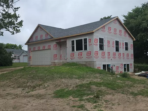 410 W Stimson Avenue, Reed City, MI 49677