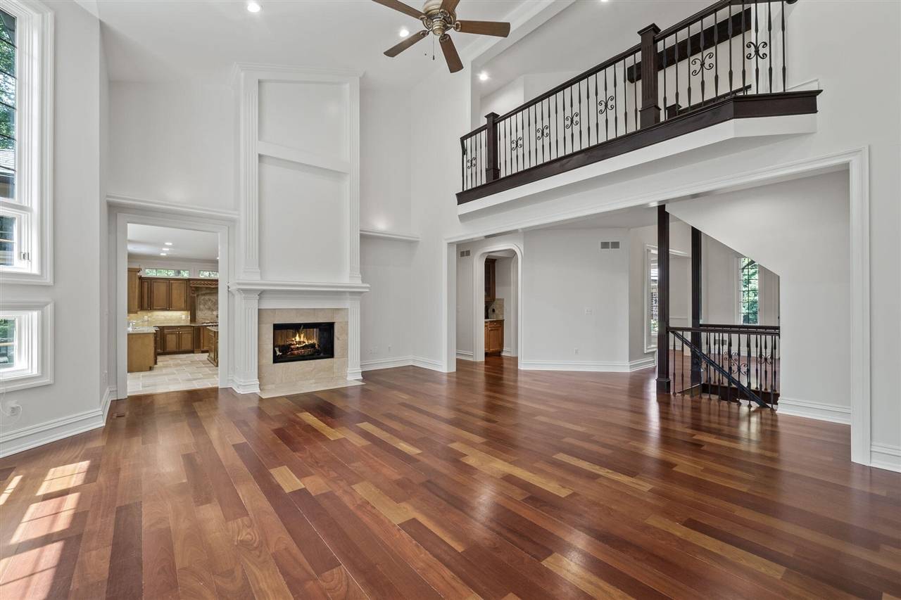 Bloomfield Hills, MI 48302-1347,1695 Standish Court