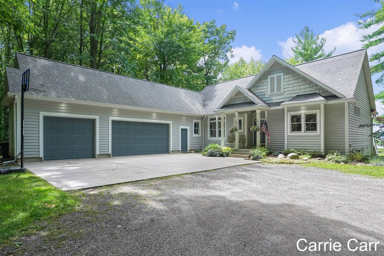 12185 Hart Street, Greenville, MI 48838-9320