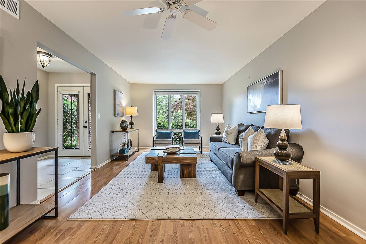 Ann Arbor, MI 48105-2722,1040 Greenhills Drive