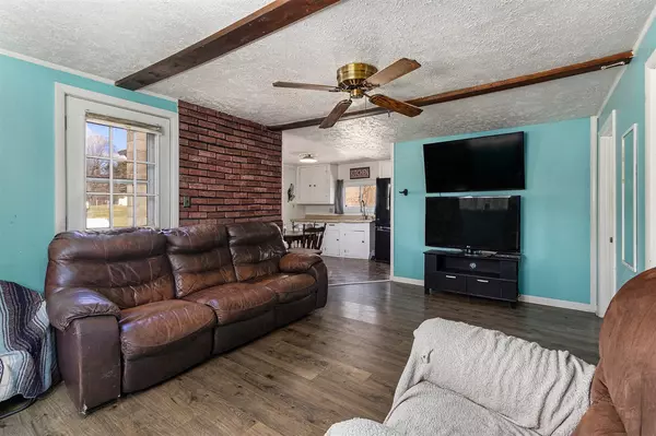 Marshall, MI 49068-9324,17852 23 Mile Road