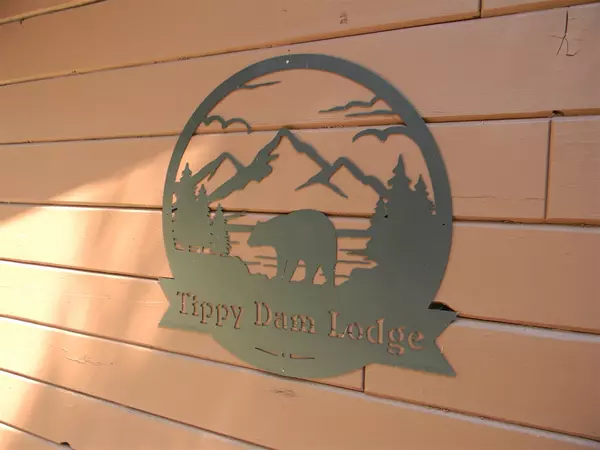 Wellston, MI 49689-9578,1306 N Tippy Dam Road