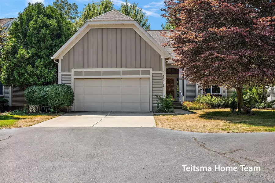18139 Lost Creek Lane, Spring Lake, MI 49456