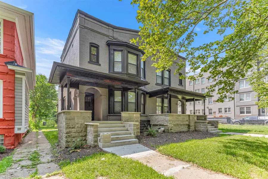 58 E E Philadelphia Street, Detroit, MI 48202