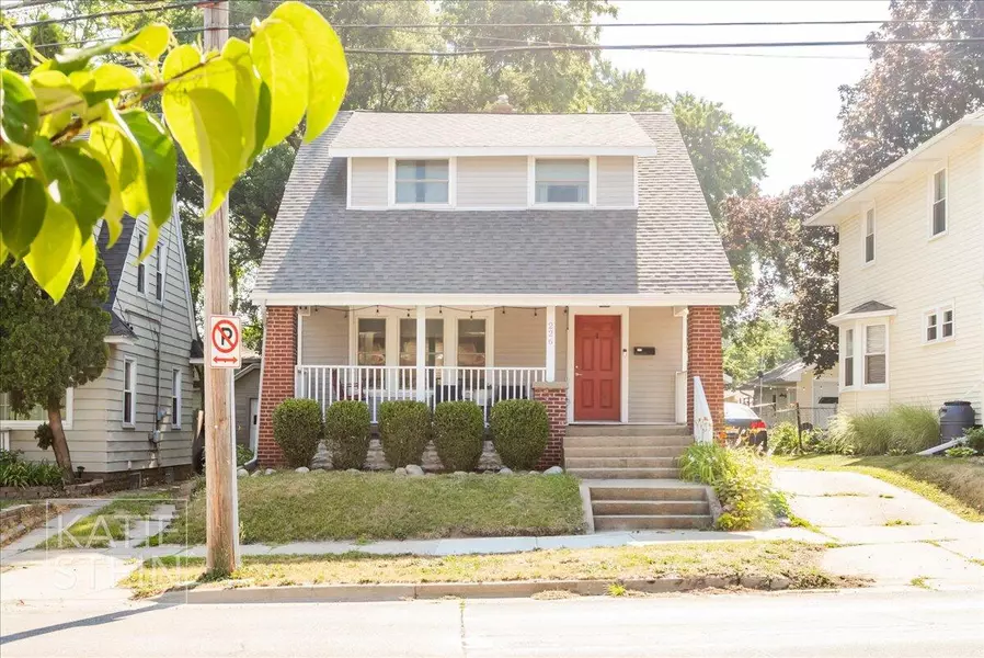 226 Diamond Avenue, Grand Rapids, MI 49503