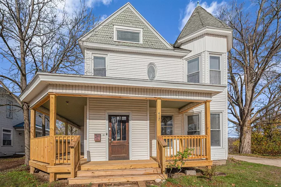 417 Maple Street, Big Rapids, MI 49307-1837
