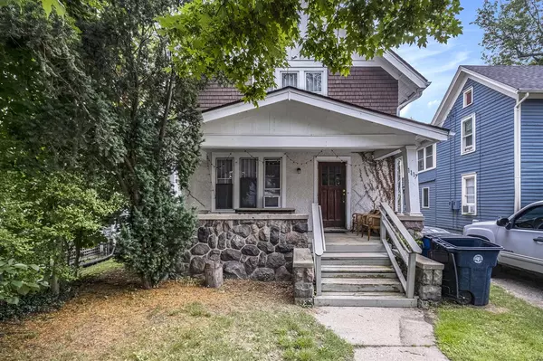 1117 S Forest Avenue, Ann Arbor, MI 48104-3958