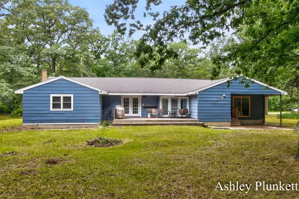 Montague, MI 49437,9312 S Oceana Drive