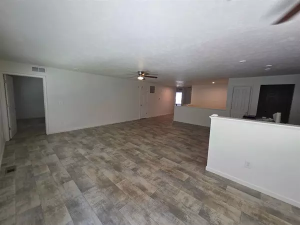 Mattawan, MI 49071,25441 Forest Lane