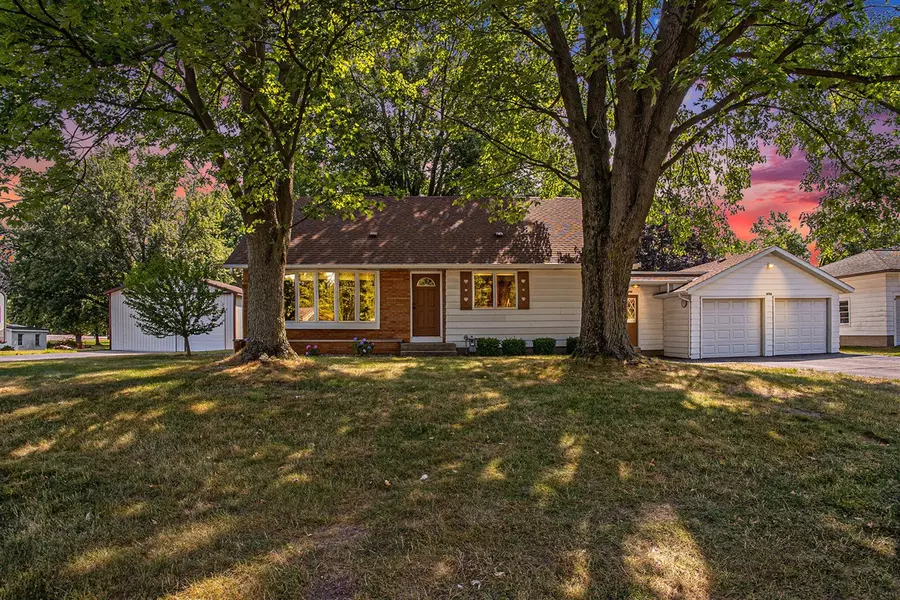 6762 96th Avenue, Zeeland, MI 49464