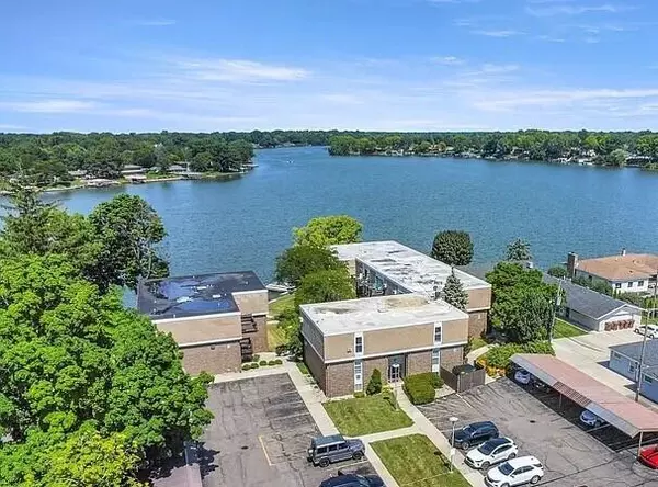 250 N Liberty Street, Belleville, MI 48111-2666