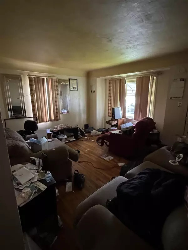 Flint, MI 48505-5212,306 W Parkway Avenue