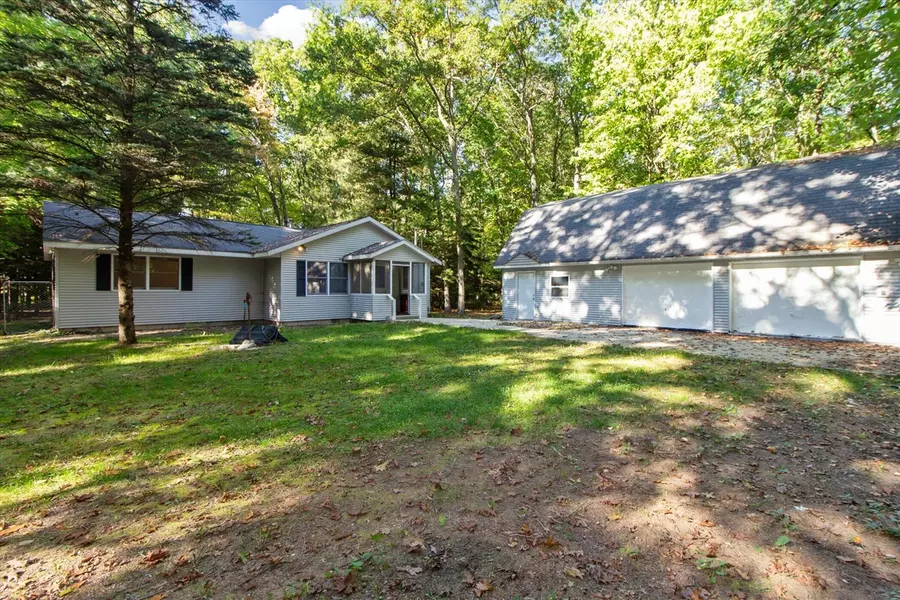 878 N Wolf Avenue, Baldwin, MI 49304-6840