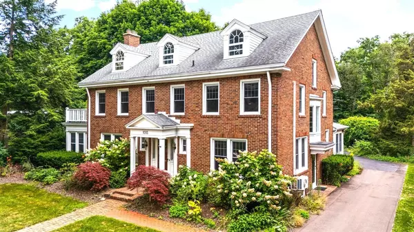 1015 Olivia Avenue, Ann Arbor, MI 48104-3928