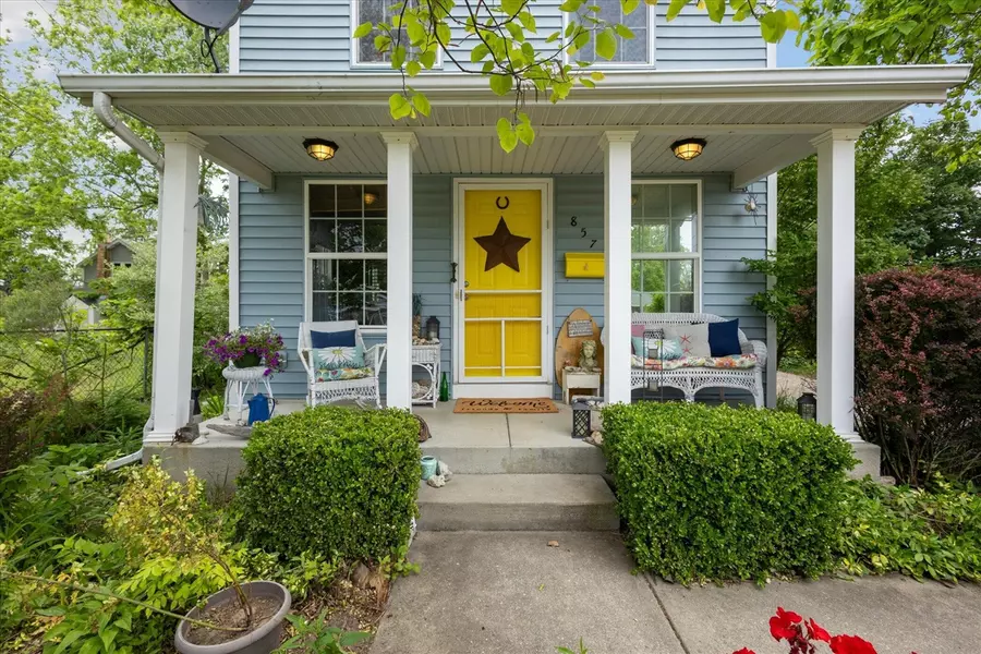 857 KALAMAZOO Street, South Haven, MI 49090