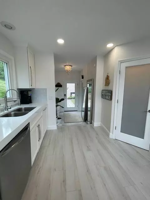 Mattawan, MI 49071-9471,727 Treasure Island Circle