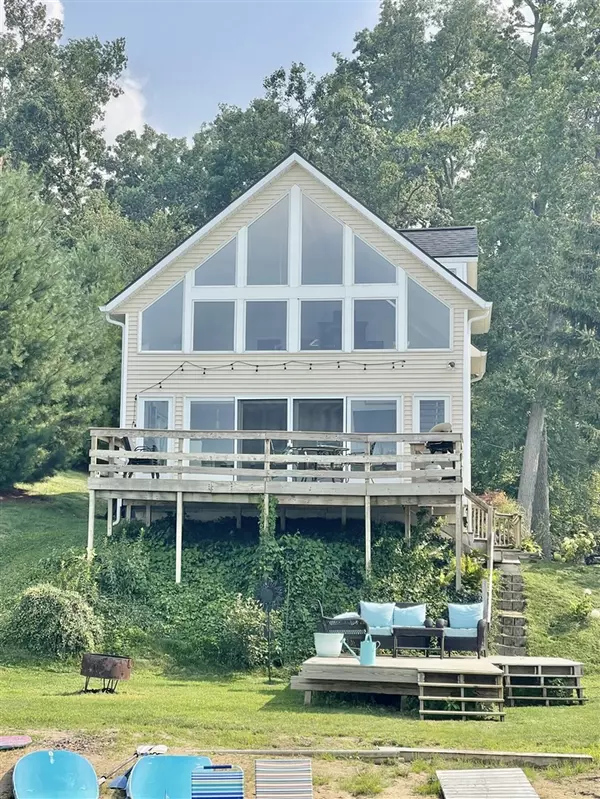 727 Treasure Island Circle, Mattawan, MI 49071-9471