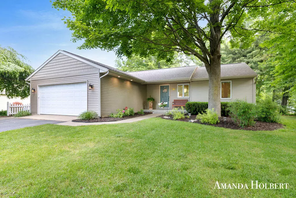 Rockford, MI 49341,4305 Wintercress Drive