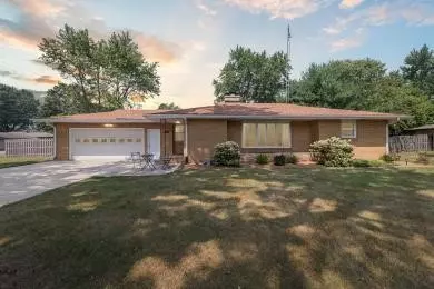 753 Lattimer Drive, Saint Joseph, MI 49085-3617