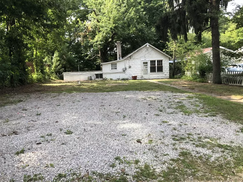 542 Campbell Avenue, Benton Harbor, MI 49022