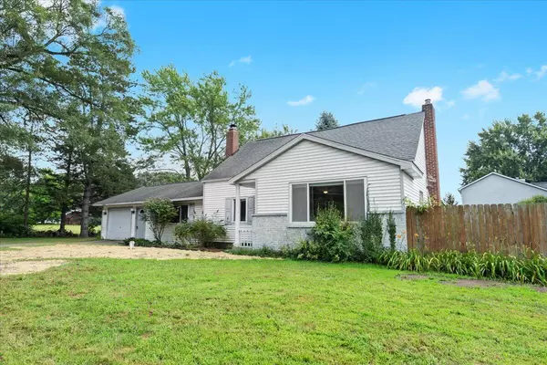 7103 Silver Lake Road, Linden, MI 48451-8710