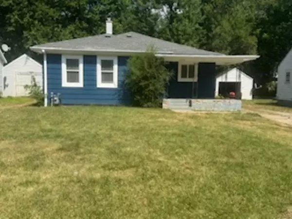 1337 Agard Avenue, Benton Harbor, MI 49022-5701