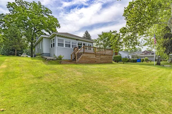 Scotts, MI 49088-9762,9048 E Long Lake Drive