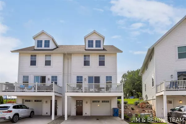 110 Keewatin Court, Douglas, MI 49406