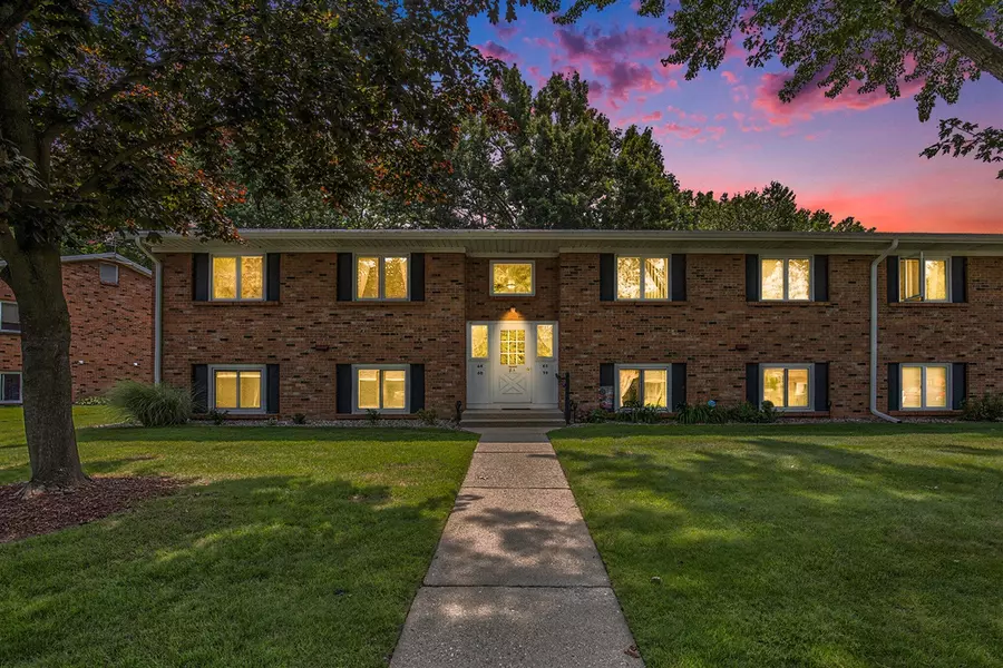 5270 Southbrook Court, Hudsonville, MI 49426-1561