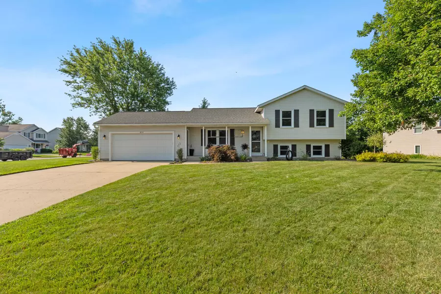 3852 Pebblefield Drive, Hudsonville, MI 49426