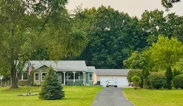 23574 38th Avenue, Mattawan, MI 49071