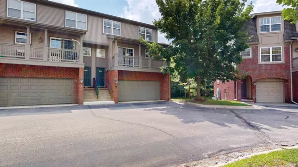 Ann Arbor, MI 48105,3042 Barclay Way
