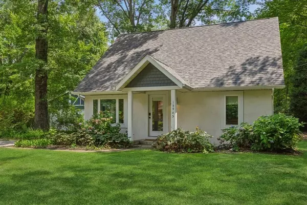 15965 Ruffino Road, Union Pier, MI 49129