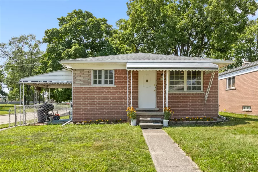 32609 Linderman Avenue, Warren, MI 48093-1024