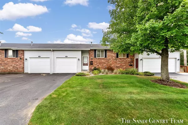 1502 Meadow Lane, Grand Haven, MI 49417-9237