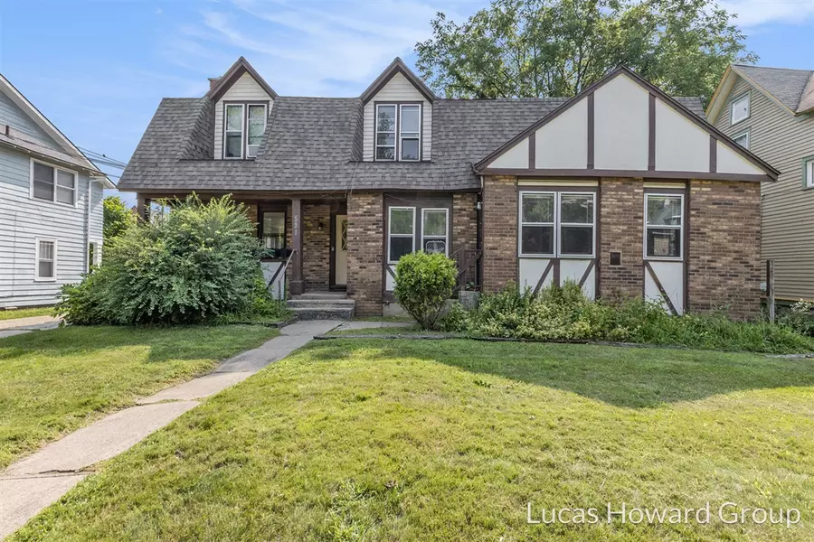 521 Pearl Street, Kalamazoo, MI 49007