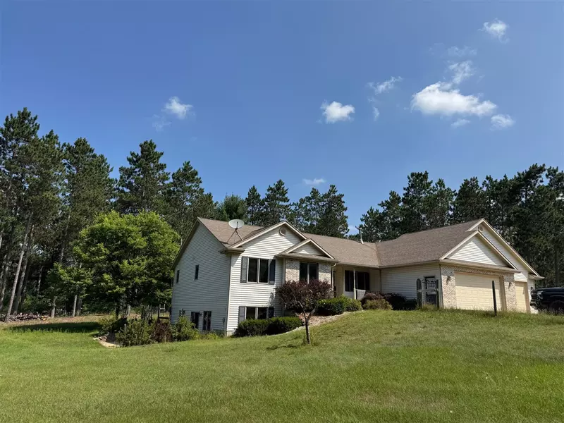 3573 E 28th Street, White Cloud, MI 49349-9767