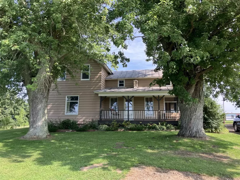 3440 W Bacon Road, Hillsdale, MI 49242-9416