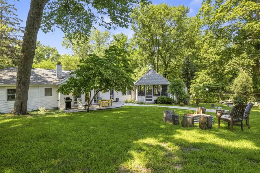 15165 Katz Street, Lakeside, MI 49116