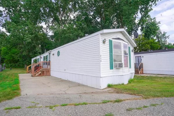 414 Sarah Street, Cedar Springs, MI 49319