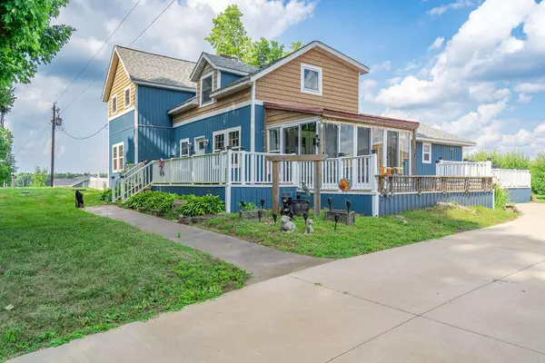 31173 County Road 687,  Bangor,  MI 49013-9629