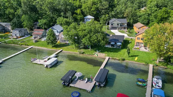 21433 North Shore Drive, Sturgis, MI 49091