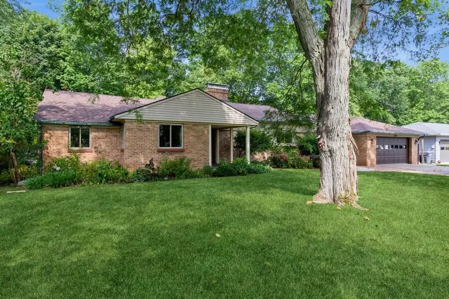 2206 Morton Avenue, Saint Joseph, MI 49085