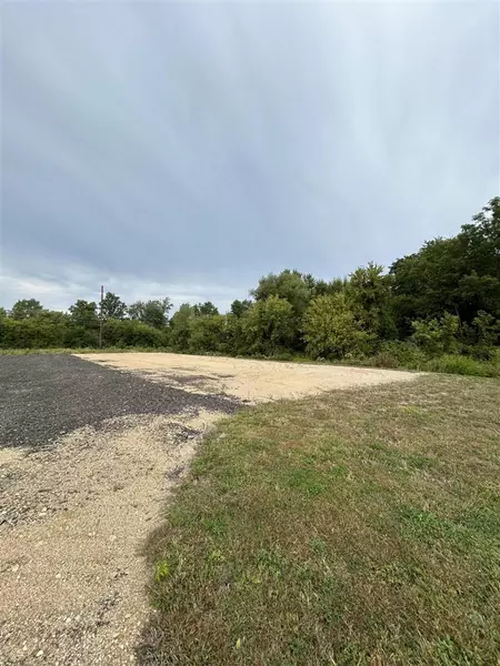 3770 Division Avenue, Wayland, MI 49348